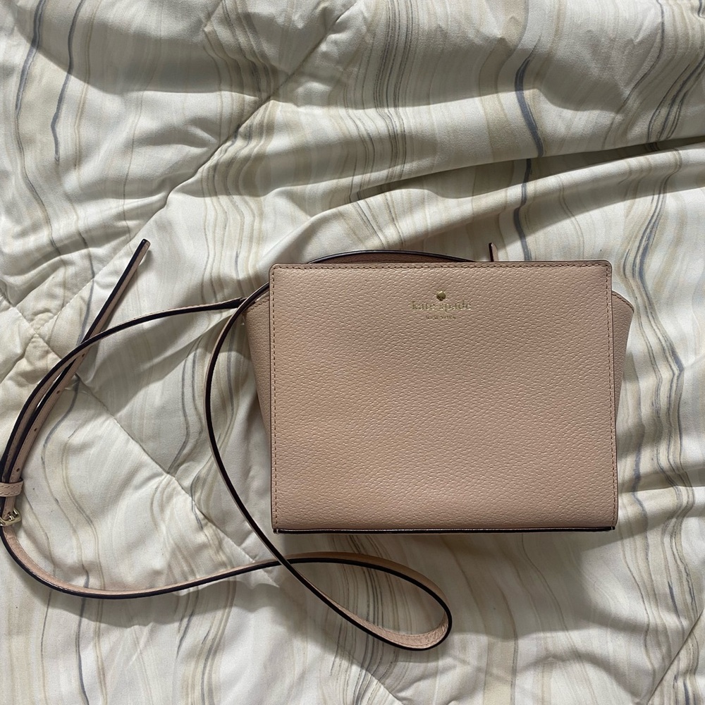 Kate spade crossbody, gold hardware, nude pink leather